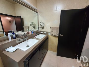 Venta de Casa en Fraccionamiento Martinica, en Banderilla, Veracruz.