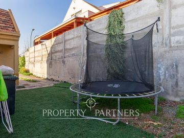 3 dormitorios, micro barrio cerrado Macul Alto/Portales de Piedra