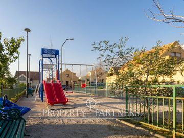 3 dormitorios, micro barrio cerrado Macul Alto/Portales de Piedra