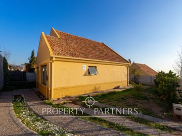 3 dormitorios, micro barrio cerrado Macul Alto/Portales de Piedra