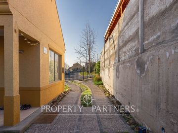 3 dormitorios, micro barrio cerrado Macul Alto/Portales de Piedra