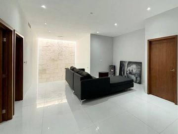 Residencia en Venta Real del Nogalar
