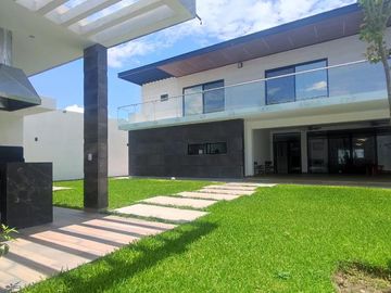 Residencia en Venta Real del Nogalar