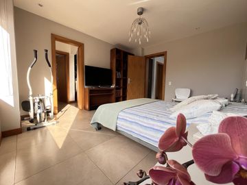 VENTA CASA SAN JUAN CUMBAYA