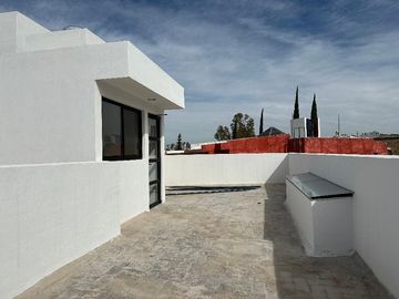 Casa Venta Pedregal de Schoenstatt Corregidora