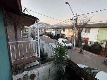 AV. LOS ZAPADORES CON GRAL. GAMBINO