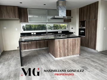 Casa en venta, 5 ambientes. Terralagos, Canning
