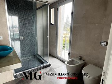 Casa en venta, 5 ambientes. Terralagos, Canning