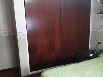 Casa 4 ambientes con quincho y cochera