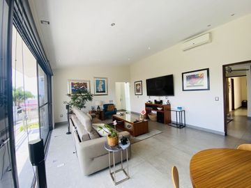 Casa en Fraccionamiento en Jardines de Delicias, Cuernavaca, Morelos CAEN-1053