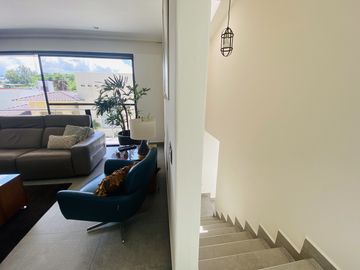 Casa en Fraccionamiento en Jardines de Delicias, Cuernavaca, Morelos CAEN-1053