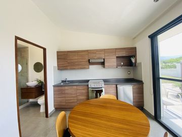 Casa en Fraccionamiento en Jardines de Delicias, Cuernavaca, Morelos CAEN-1053
