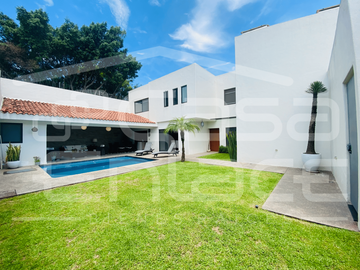 Casa en Fraccionamiento en Jardines de Delicias, Cuernavaca, Morelos CAEN-1053