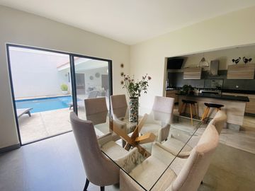 Casa en Fraccionamiento en Jardines de Delicias, Cuernavaca, Morelos CAEN-1053