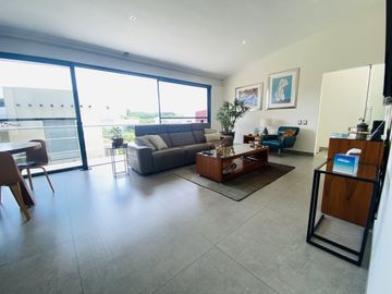 Casa en Fraccionamiento en Jardines de Delicias, Cuernavaca, Morelos CAEN-1053