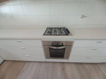 CASA A ESTRENAR EN BARRIO SAN PABLO, PILAR! EXCELENTE CALIDAD DE CONSTRUCCION!