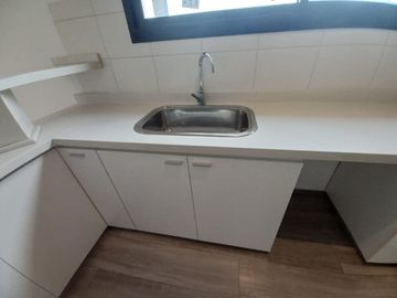 CASA A ESTRENAR EN BARRIO SAN PABLO, PILAR! EXCELENTE CALIDAD DE CONSTRUCCION!