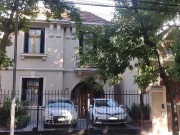 Casa cinco ambientes en Venta San Martin