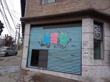 Galpón/local con baño en Venta