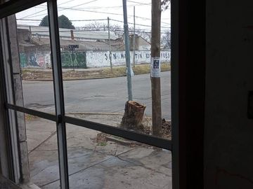 Galpón/local con baño en Venta