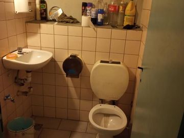 Galpón/local con baño en Venta