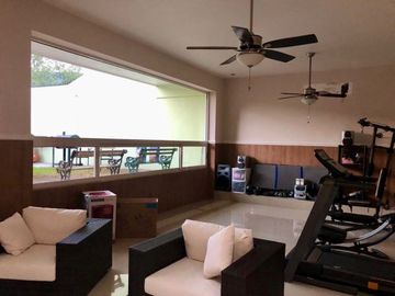 Casa en Venta en Carretera Nacional, zona Valle Alto