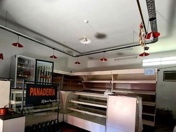 casa 3 ambientes en venta con galpón