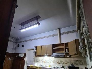 casa 3 ambientes en venta con galpón