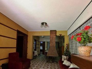 casa 3 ambientes en venta con galpón