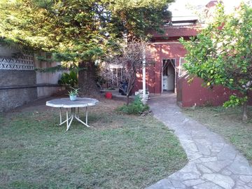 casa 3 ambientes en venta con galpón
