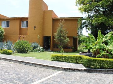 Casa en Venta en Exclusivo Fraccionamiento Yautepec Morelos.