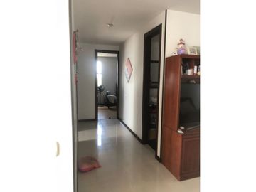 Vendo hermoso apartamento en el barrio la hacienda, Cali