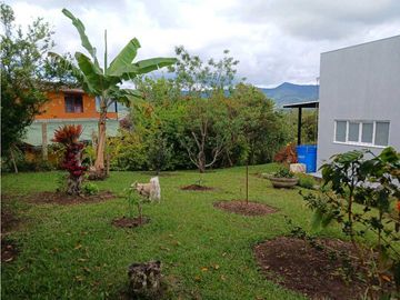 VENDO CASA DE CAMPO KM 30