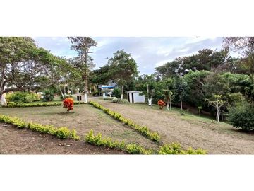 VENDO CASA DE CAMPO KM 30