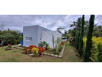 VENDO CASA DE CAMPO KM 30