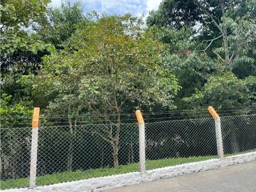 SE VENDE CASA ESQUINERA EN CONJUNTO CERRADO CIRCASIA