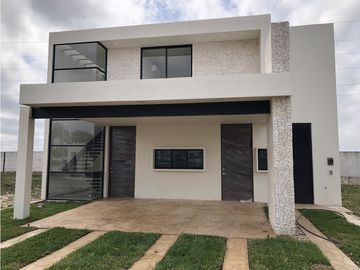 PREVENTA CASA EN PRIVADA TARVOS SOLUNA MERIDA YUCATAN