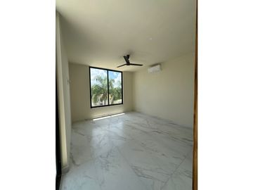 PREVENTA CASA EQUIPADA EN PRIVADA SOLUNA TEMOZON MÉRIDA