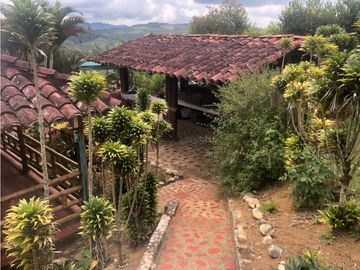 Vendo hermosa casa campestre en la cumbre, Valle