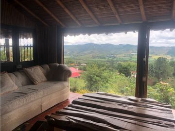 Vendo hermosa casa campestre en la cumbre, Valle
