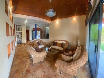 Casa en Fraccionamiento en Burgos Temixco - SOR-353-Fr*