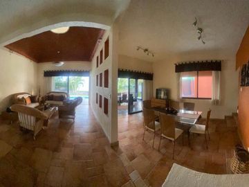 Casa en Fraccionamiento en Burgos Temixco - SOR-353-Fr*