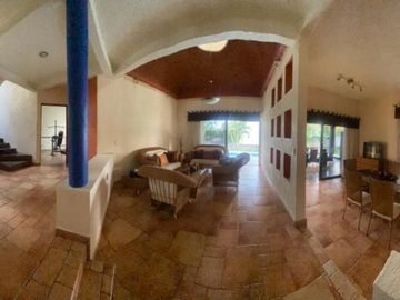Casa en Fraccionamiento en Burgos Temixco - SOR-353-Fr*