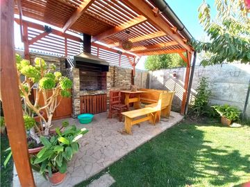 Amplia Casa En Condominio Barrio Norte Quilpue