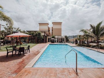 Venta Casa de Estreno en Urb. Costa Brisa, Vía a la Costa