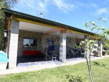 VENTA CAMPO DE 10 HECTAREAS Y CASA EN SPEGAZZINI