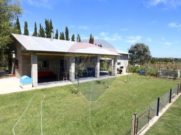 VENTA CAMPO DE 10 HECTAREAS Y CASA EN SPEGAZZINI