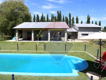 VENTA CAMPO DE 10 HECTAREAS Y CASA EN SPEGAZZINI