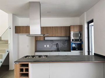 CASA EN VENTA COTO CARRARA CAPITAL NORTE