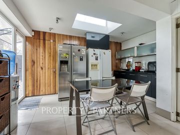 Hermosa Casa Remodelada en Condominio Sector La Foresta